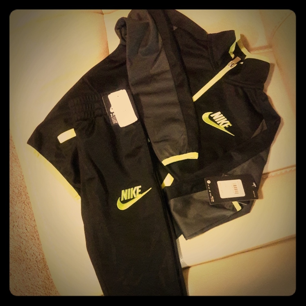 Kids Nike Sweat suit
